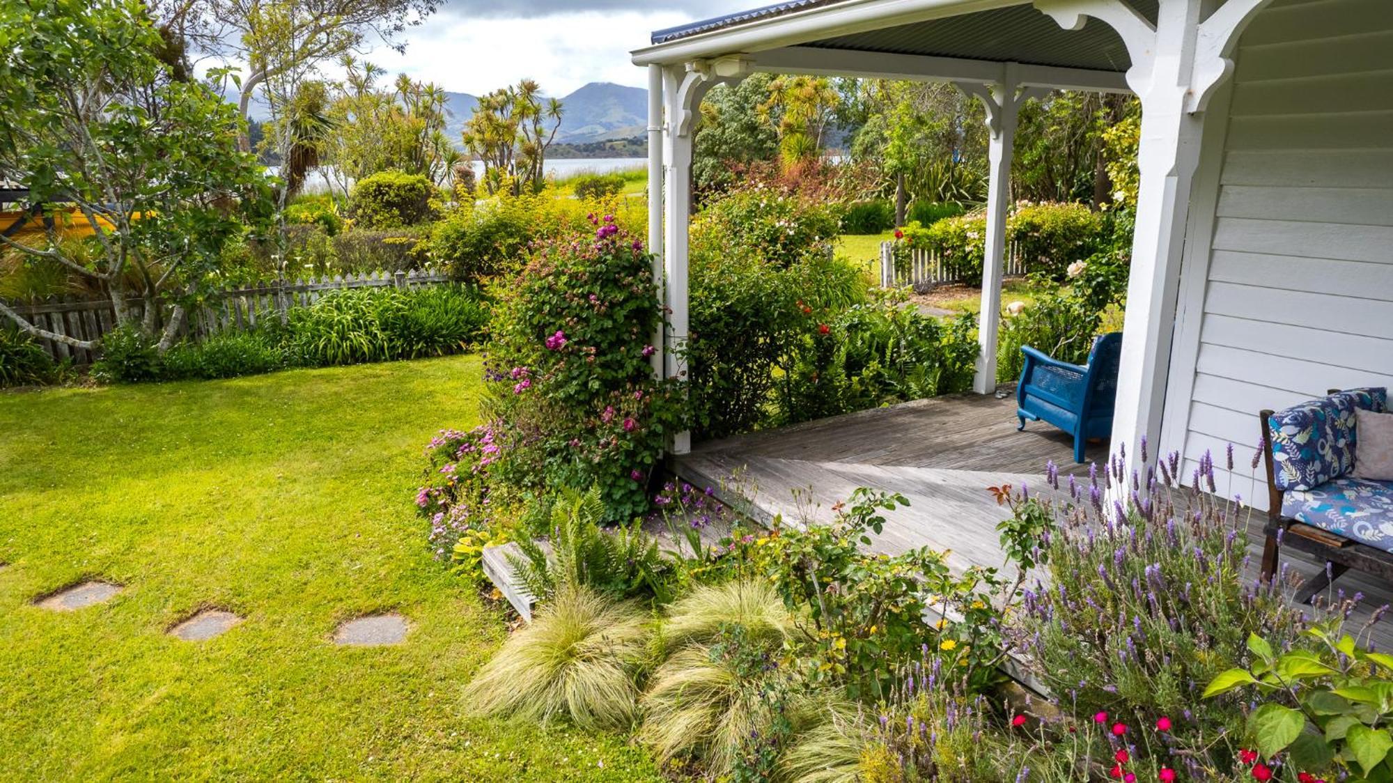 Halfmoon Cottage Akaroa Exterior photo