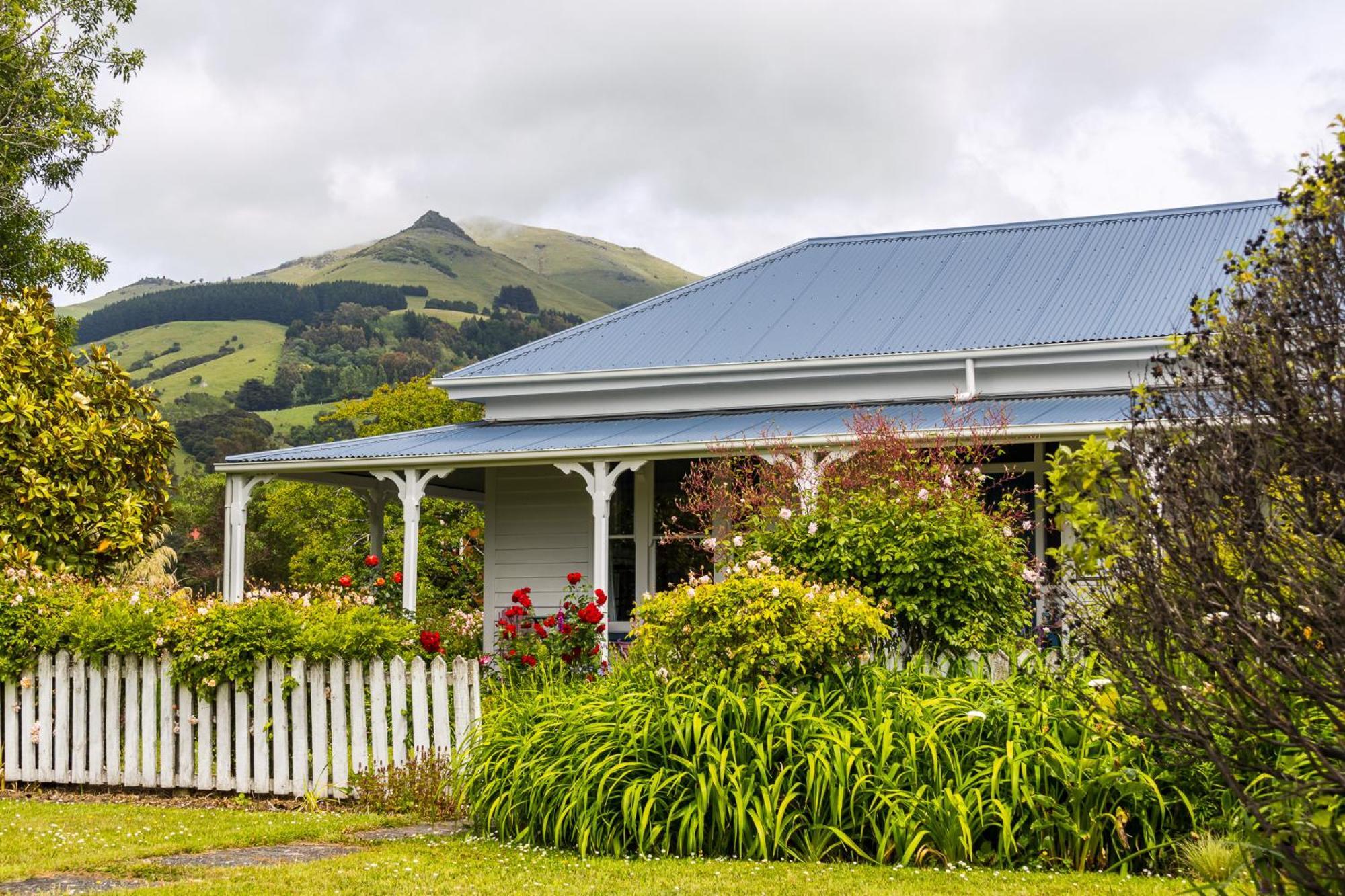 Halfmoon Cottage Akaroa Exterior photo